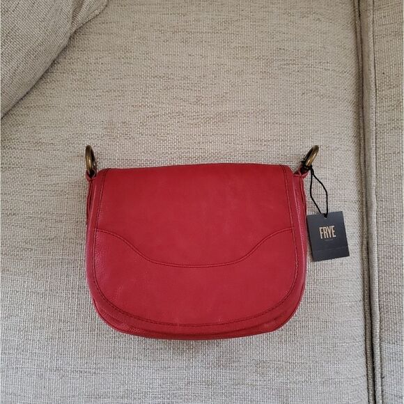 Frye Lucy Leather Saddle Bag in Red - NEW - Picture 5 of 16